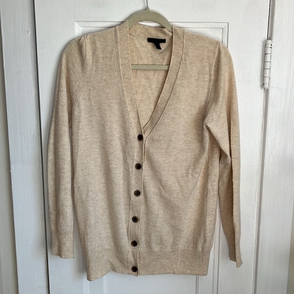 J Crew Classic V Neck Knit Cardigan Sweater Wool Cashmere - Picture 2 of 8